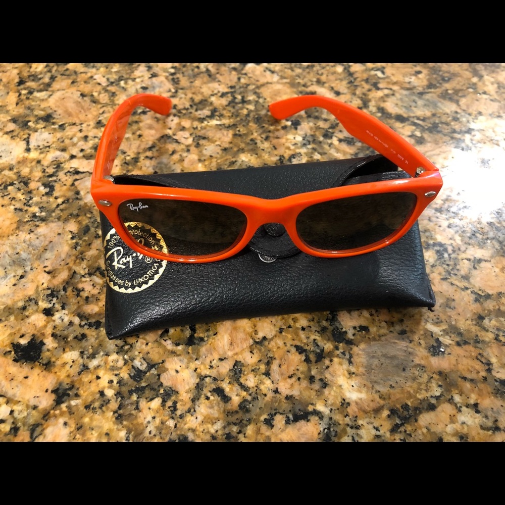 Rayban orange wayfarers were sons some scratches